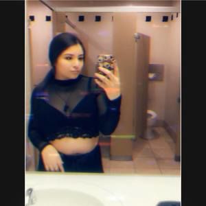 Meet your Posher, Marissa